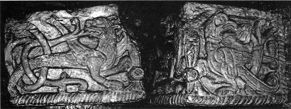 Изображения Сэнмурва и Симурга с капитеди Борисоглебского собора в Чернигове